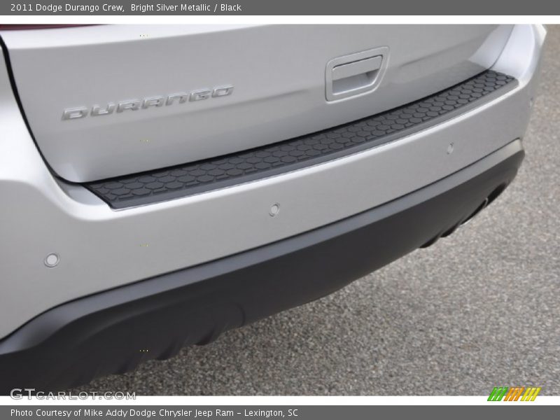 Bright Silver Metallic / Black 2011 Dodge Durango Crew