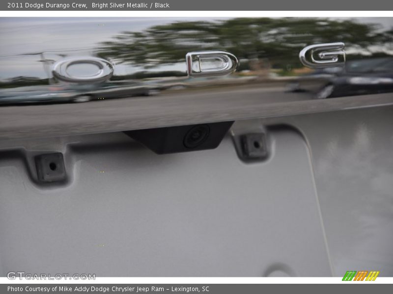 Bright Silver Metallic / Black 2011 Dodge Durango Crew