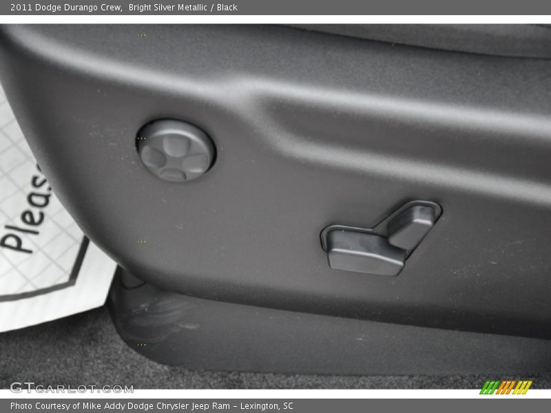 Bright Silver Metallic / Black 2011 Dodge Durango Crew