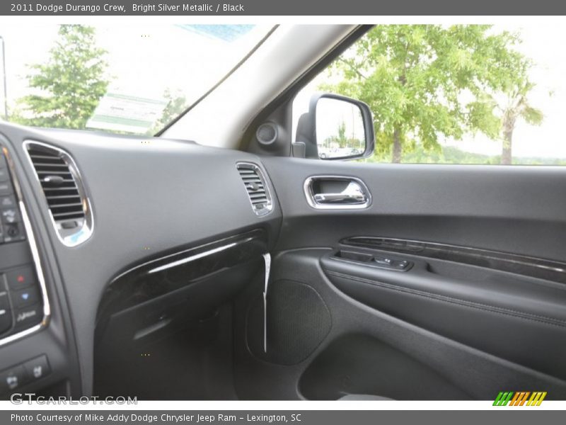 Bright Silver Metallic / Black 2011 Dodge Durango Crew