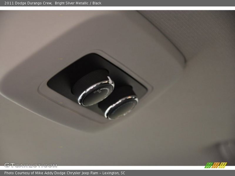 Bright Silver Metallic / Black 2011 Dodge Durango Crew