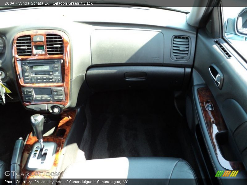 Celadon Green / Black 2004 Hyundai Sonata LX