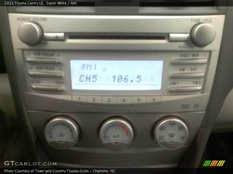 Super White / Ash 2011 Toyota Camry LE