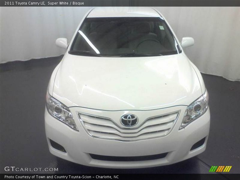 Super White / Bisque 2011 Toyota Camry LE