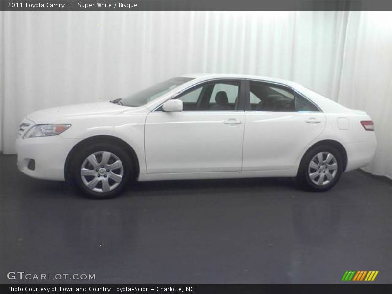 Super White / Bisque 2011 Toyota Camry LE