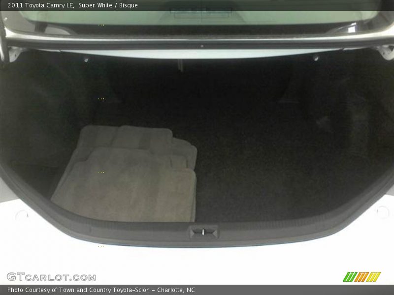 Super White / Bisque 2011 Toyota Camry LE