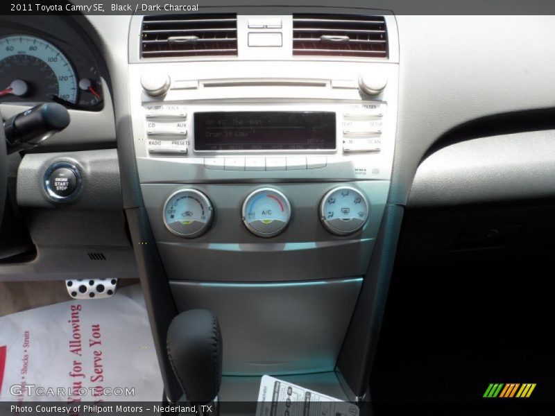 Black / Dark Charcoal 2011 Toyota Camry SE