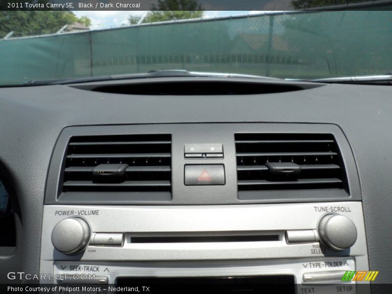 Black / Dark Charcoal 2011 Toyota Camry SE