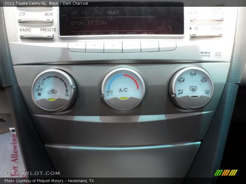 Black / Dark Charcoal 2011 Toyota Camry SE