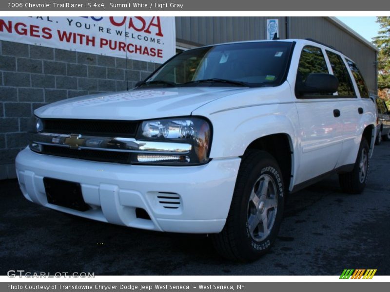 Summit White / Light Gray 2006 Chevrolet TrailBlazer LS 4x4
