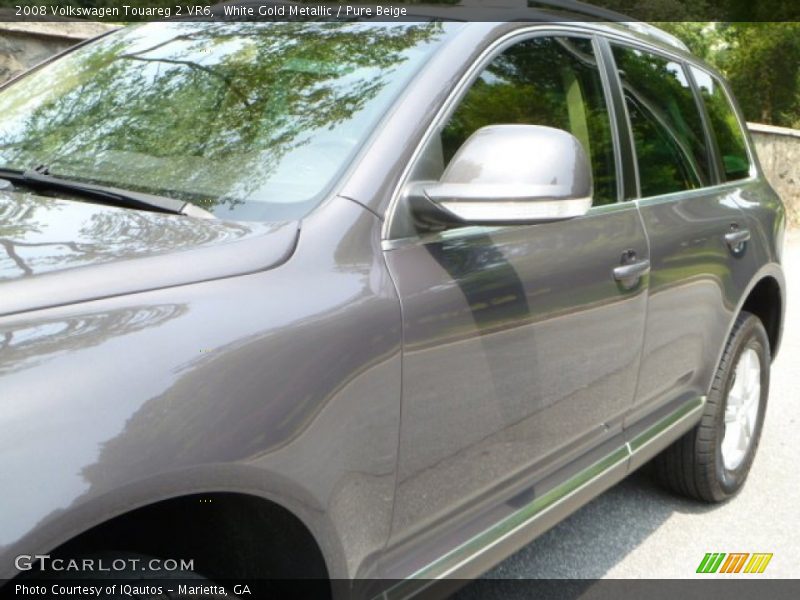 White Gold Metallic / Pure Beige 2008 Volkswagen Touareg 2 VR6
