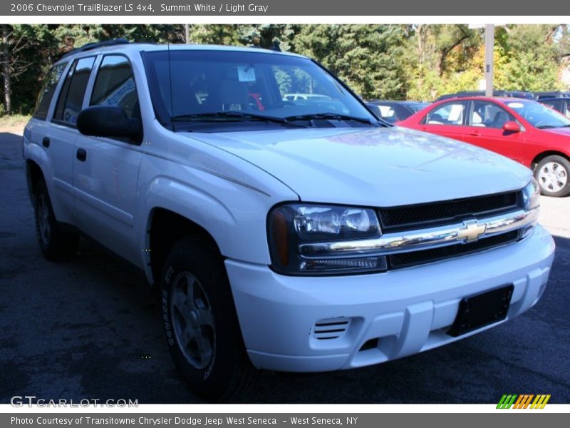 Summit White / Light Gray 2006 Chevrolet TrailBlazer LS 4x4