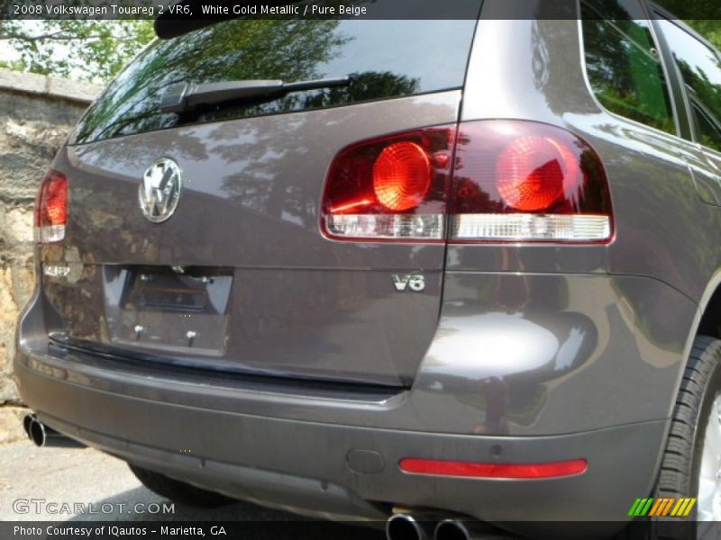 White Gold Metallic / Pure Beige 2008 Volkswagen Touareg 2 VR6