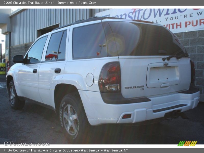 Summit White / Light Gray 2006 Chevrolet TrailBlazer LS 4x4