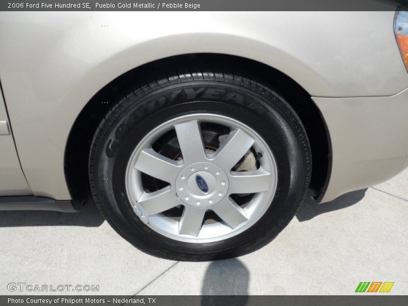 Pueblo Gold Metallic / Pebble Beige 2006 Ford Five Hundred SE