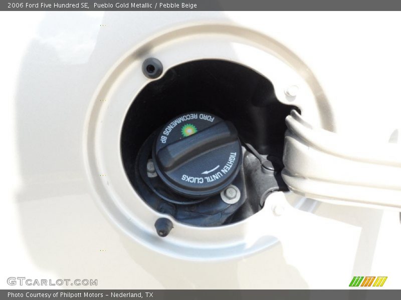 Pueblo Gold Metallic / Pebble Beige 2006 Ford Five Hundred SE