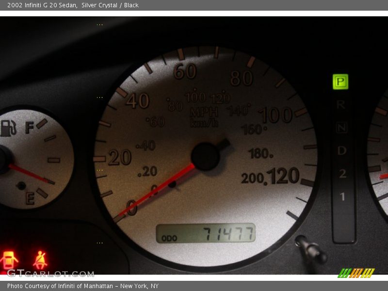 Silver Crystal / Black 2002 Infiniti G 20 Sedan