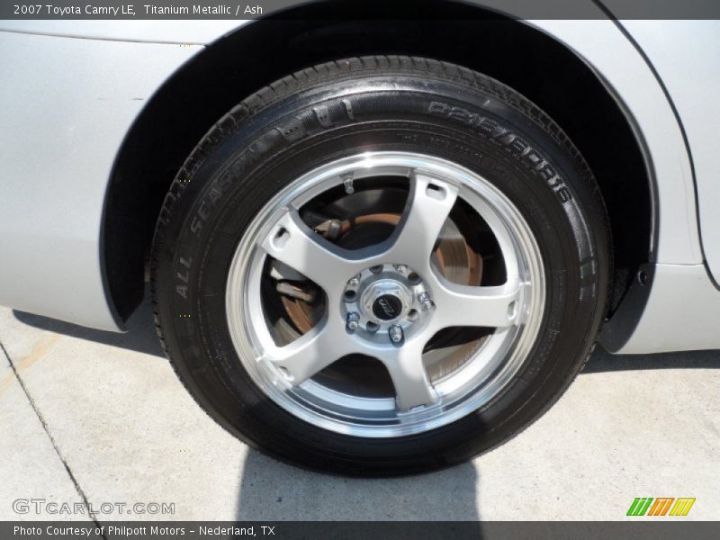 Titanium Metallic / Ash 2007 Toyota Camry LE