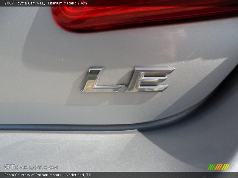 Titanium Metallic / Ash 2007 Toyota Camry LE