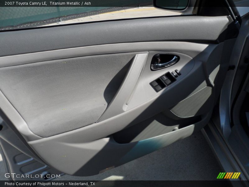 Titanium Metallic / Ash 2007 Toyota Camry LE