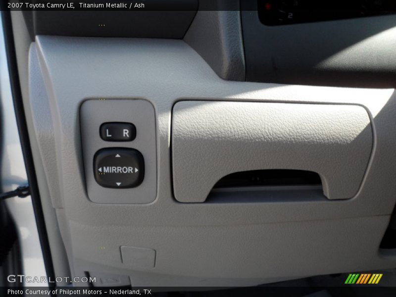 Titanium Metallic / Ash 2007 Toyota Camry LE