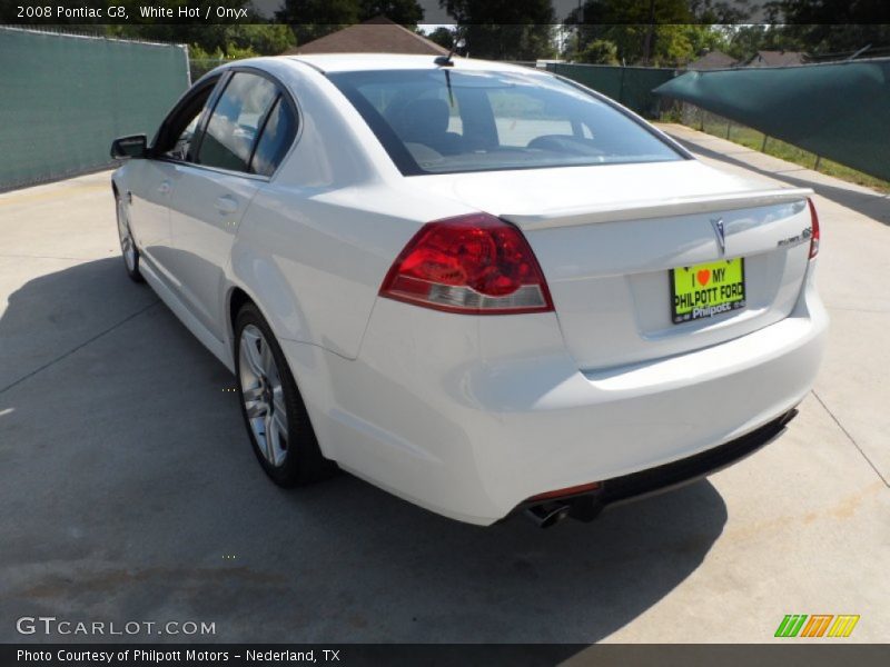 White Hot / Onyx 2008 Pontiac G8