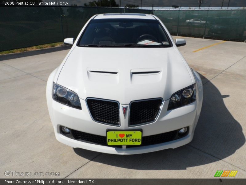 White Hot / Onyx 2008 Pontiac G8
