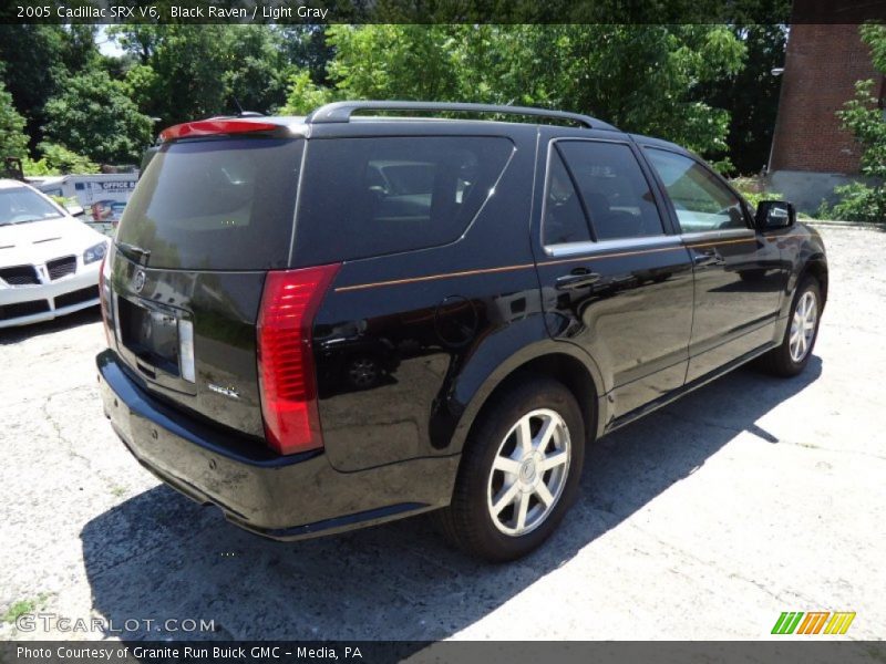 Black Raven / Light Gray 2005 Cadillac SRX V6