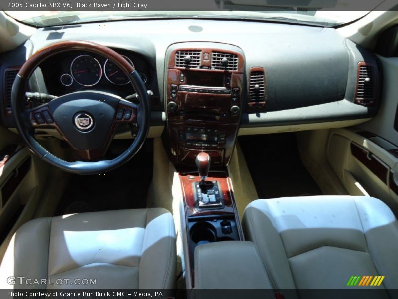 Black Raven / Light Gray 2005 Cadillac SRX V6