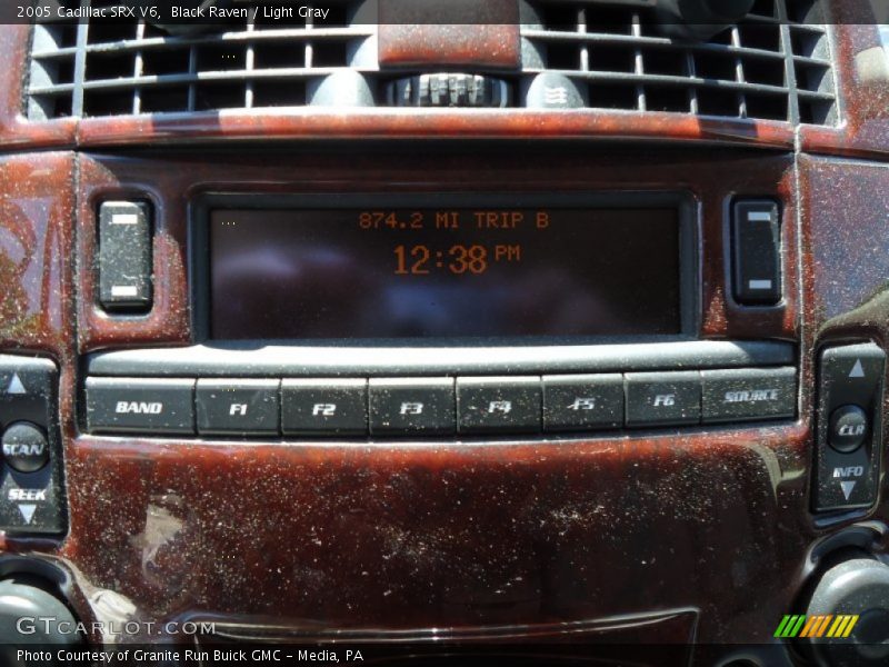 Black Raven / Light Gray 2005 Cadillac SRX V6