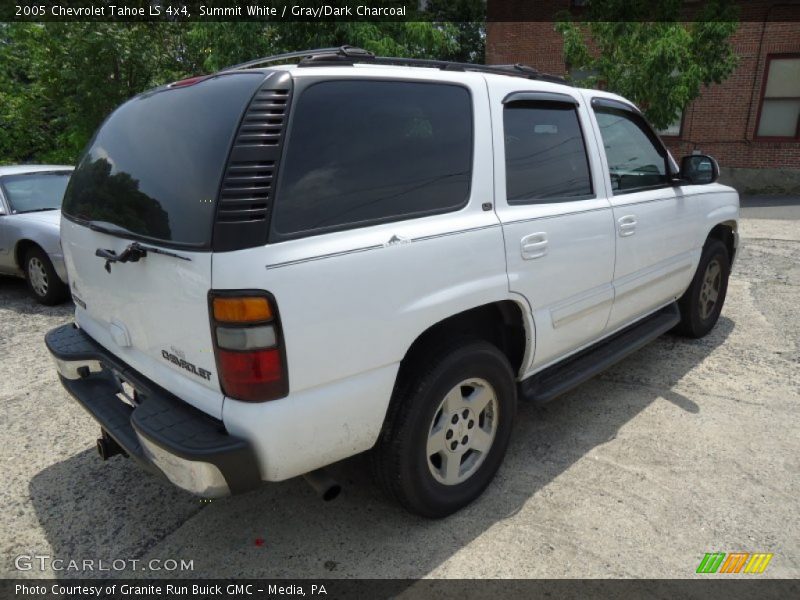 Summit White / Gray/Dark Charcoal 2005 Chevrolet Tahoe LS 4x4