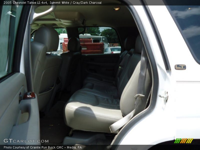 Summit White / Gray/Dark Charcoal 2005 Chevrolet Tahoe LS 4x4