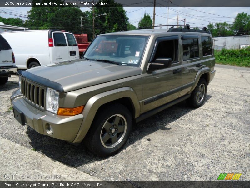 Light Khaki Metallic / Khaki 2006 Jeep Commander 4x4