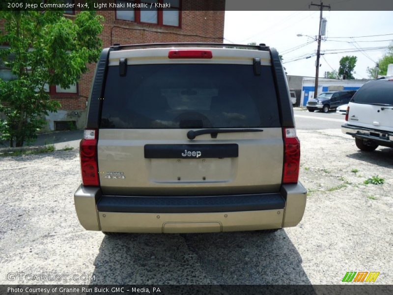 Light Khaki Metallic / Khaki 2006 Jeep Commander 4x4