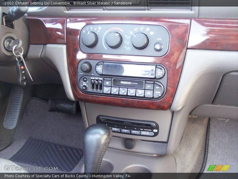 Brilliant Silver Metallic / Sandstone 2002 Chrysler Sebring LXi Convertible