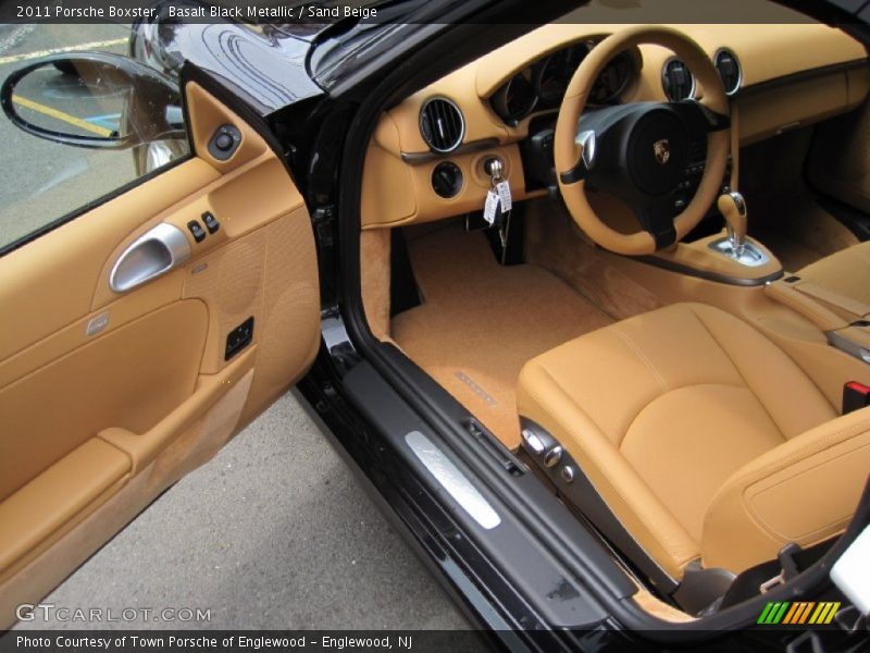 Basalt Black Metallic / Sand Beige 2011 Porsche Boxster