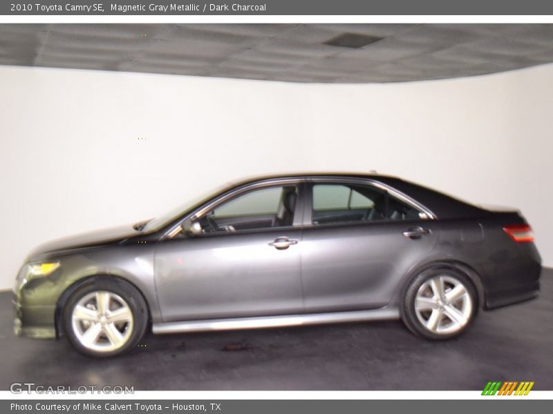 Magnetic Gray Metallic / Dark Charcoal 2010 Toyota Camry SE