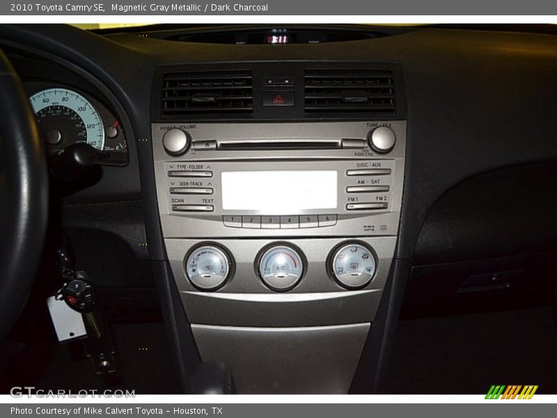 Magnetic Gray Metallic / Dark Charcoal 2010 Toyota Camry SE
