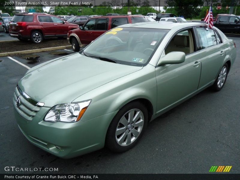 Silver Pine Pearl / Ivory 2007 Toyota Avalon XLS