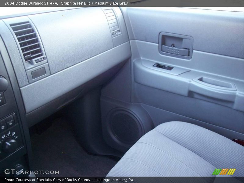 Graphite Metallic / Medium Slate Gray 2004 Dodge Durango ST 4x4