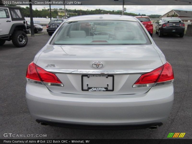 Classic Silver Metallic / Light Gray 2011 Toyota Avalon