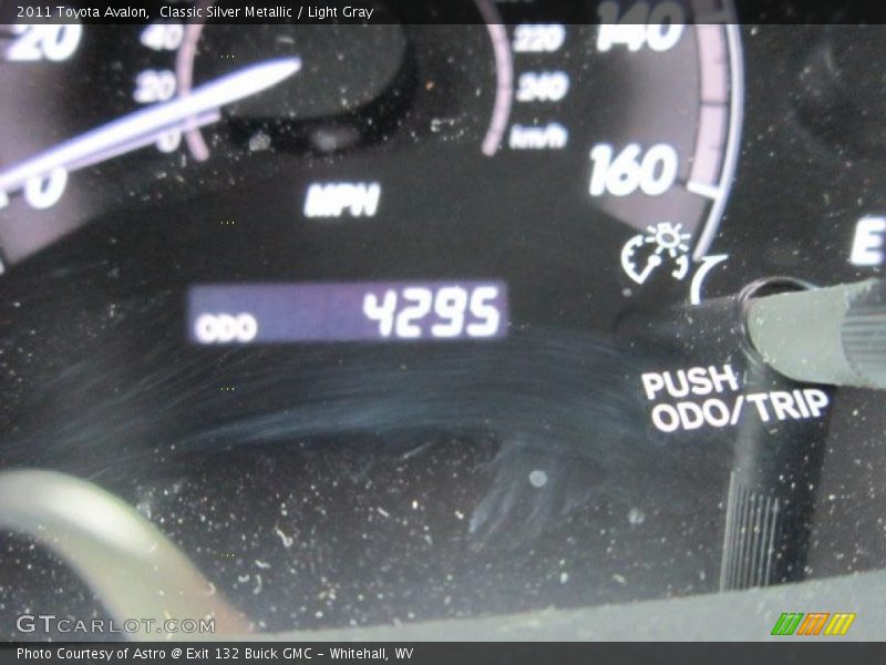 Classic Silver Metallic / Light Gray 2011 Toyota Avalon