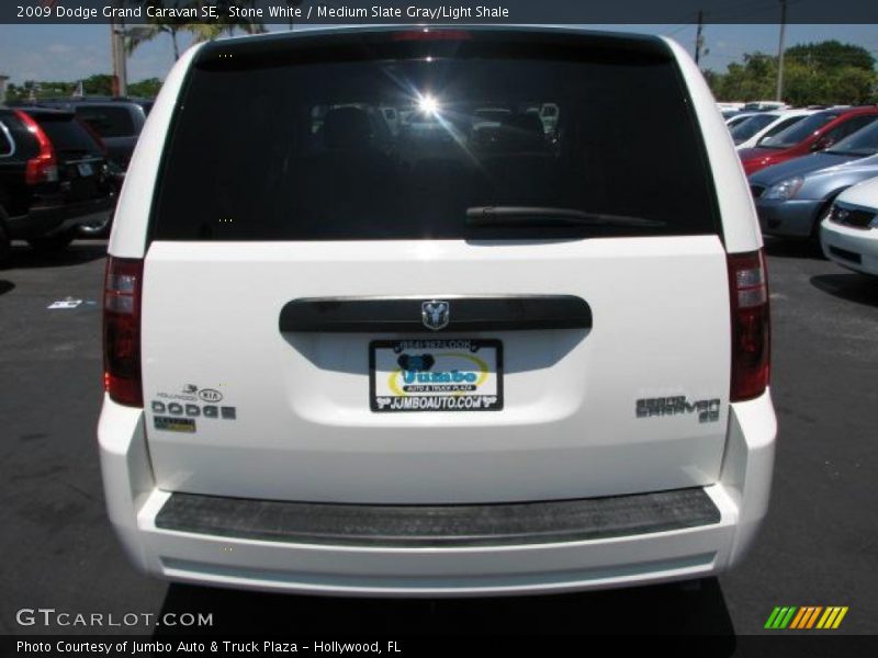 Stone White / Medium Slate Gray/Light Shale 2009 Dodge Grand Caravan SE