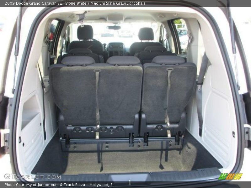 Stone White / Medium Slate Gray/Light Shale 2009 Dodge Grand Caravan SE
