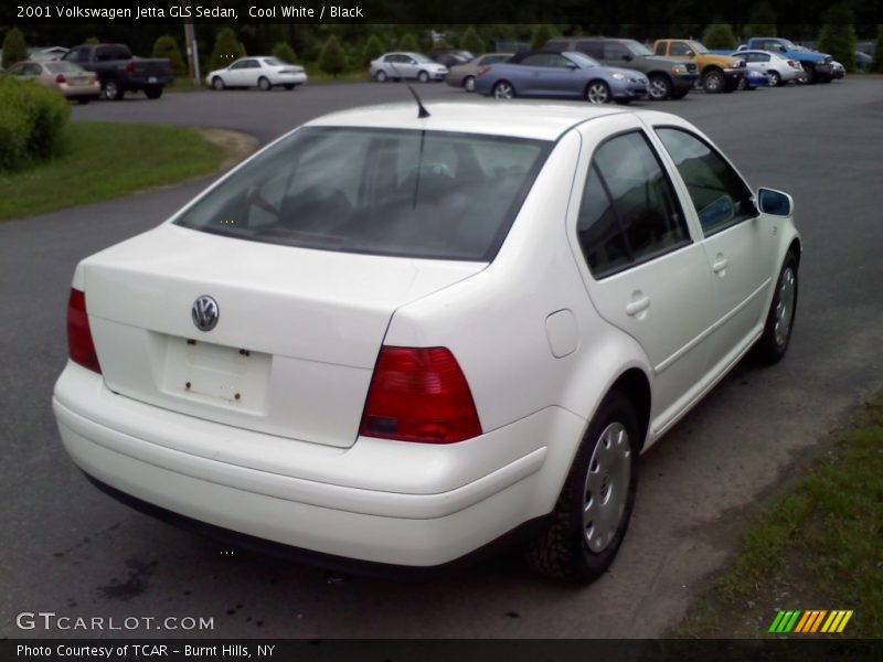 Cool White / Black 2001 Volkswagen Jetta GLS Sedan