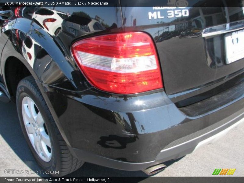 Black / Macadamia 2006 Mercedes-Benz ML 350 4Matic