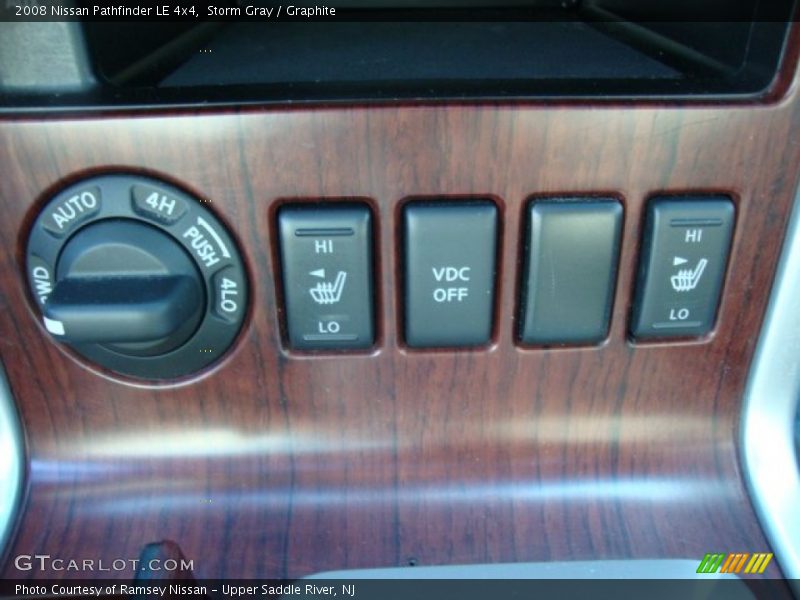 Storm Gray / Graphite 2008 Nissan Pathfinder LE 4x4