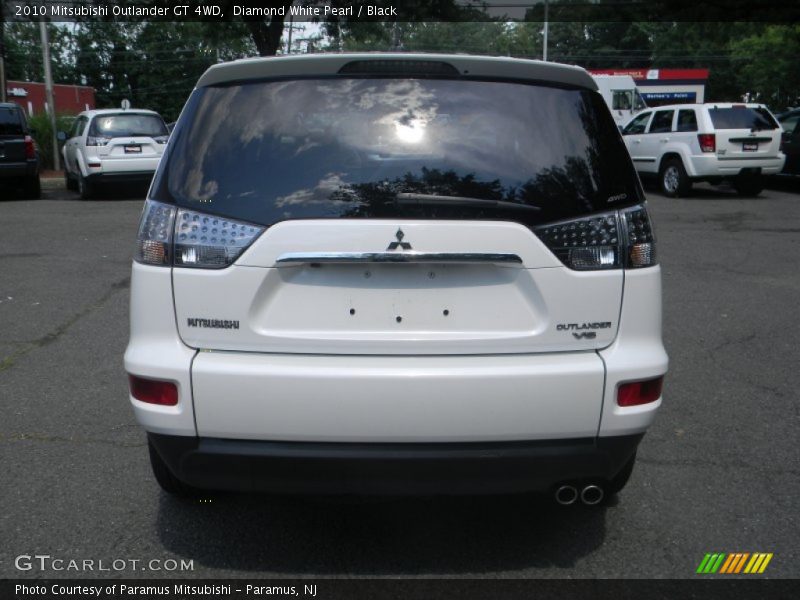 Diamond White Pearl / Black 2010 Mitsubishi Outlander GT 4WD