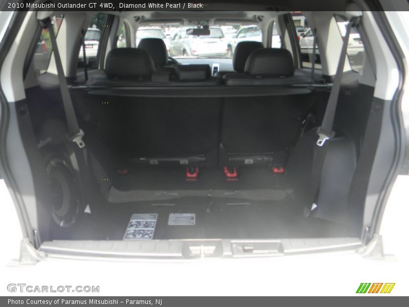 Diamond White Pearl / Black 2010 Mitsubishi Outlander GT 4WD