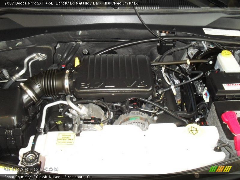 Light Khaki Metallic / Dark Khaki/Medium Khaki 2007 Dodge Nitro SXT 4x4